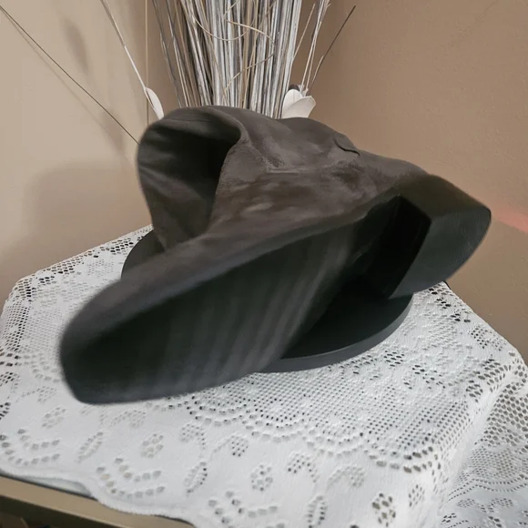 ❤️❣️Womens Over-the-Knee Gray Suede Boots - Size 10 - NWOT❣️💕 - Picture 5 of 6